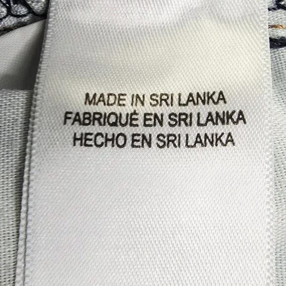 Lucky Brand Sweet Mid Rise Straight 29X32 Womens Size 8/29 Blue Denim Logo Jeans - Picture 14 of 14